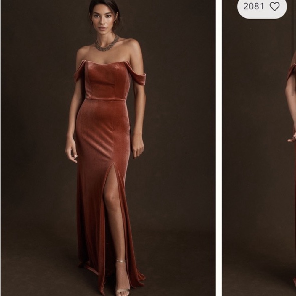 Jenny Yoo Issa Off-The-Shoulder Stretch Velvet Column Gown - BHLDN